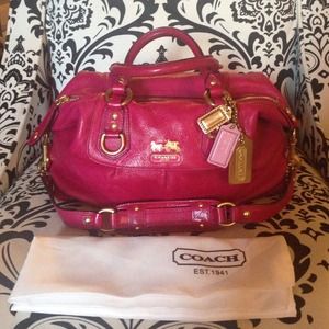 Coach Leather Small Satchel in Fuchsia