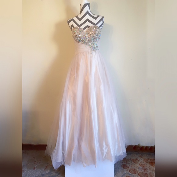 Jovani Dresses - Champagne Prom Dress Jovani Dresses - Champagne Prom Dress