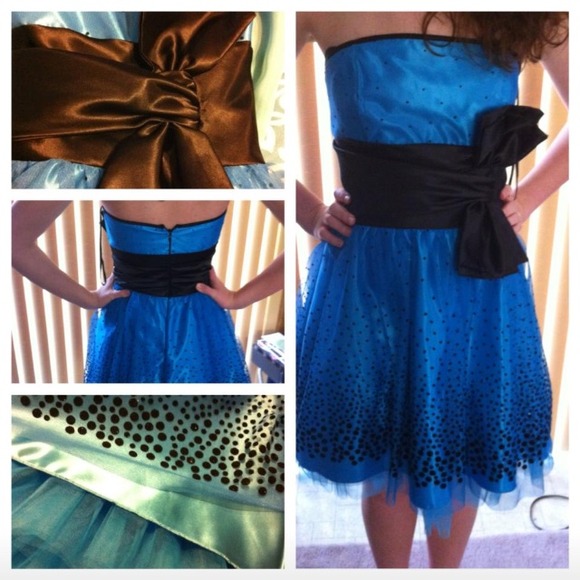 Small Short Blue Formal/ Prom dress worn once