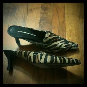 Donald Pliner heels
