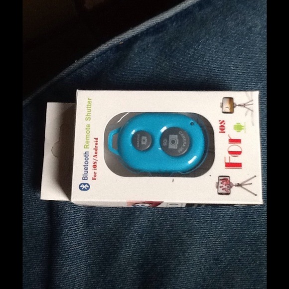 New Bluetooth Remote Shutter for taking selphies