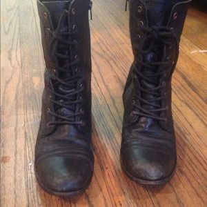 Steve Madden Black troopa boots