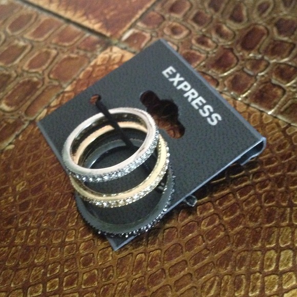 Classic Set of Three Rings from Express