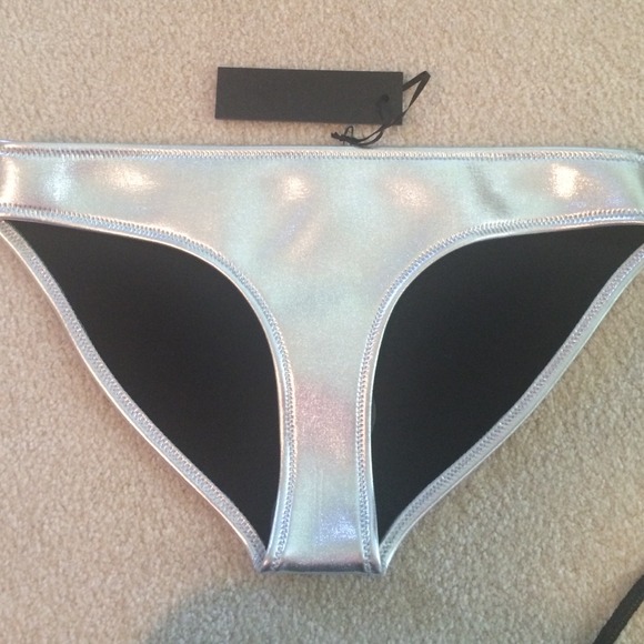 NEW triangl bikini bottom authentic.