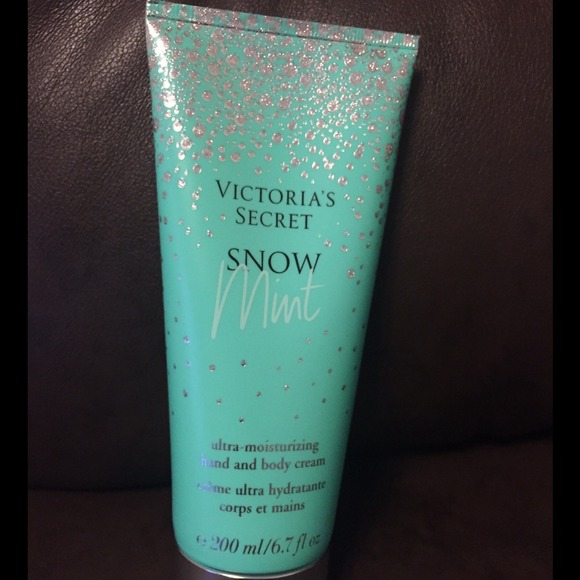 New Victoria's Secret holiday lotion