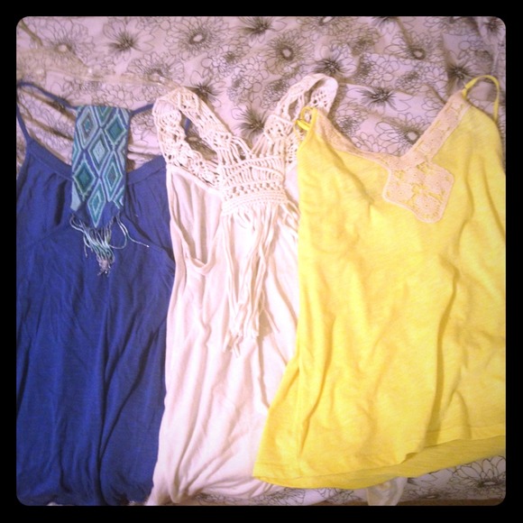 American eagle tank top bundle!