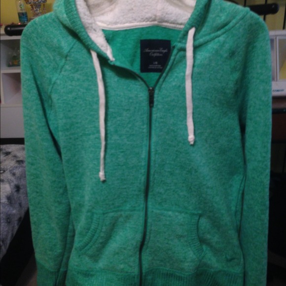 American eagle fuzzy hoodie
