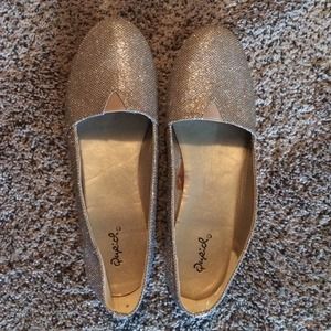 SOLD Qupid gold slip on shoes
