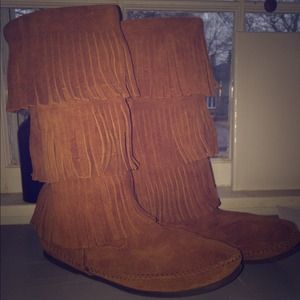 Minnetonka 3 layer calf high boots