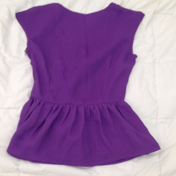 Purple peplum top - Picture 2 of 3