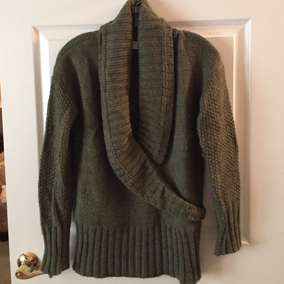 LOFT Deep V Green Sweater