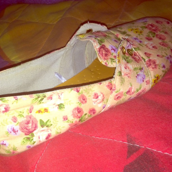Wet Seal Shoes