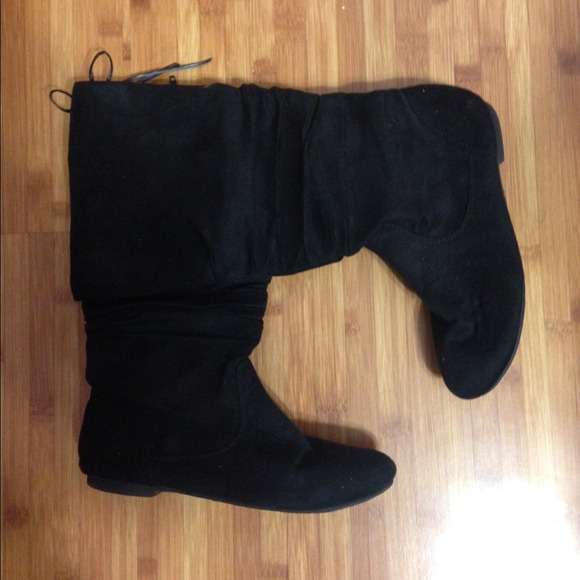 Black Boots