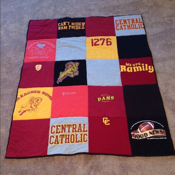I make t shirt quilts!
