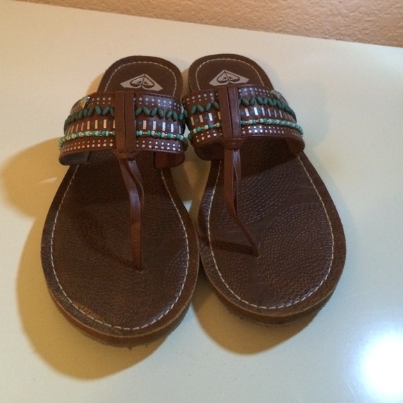 Roxy sandals