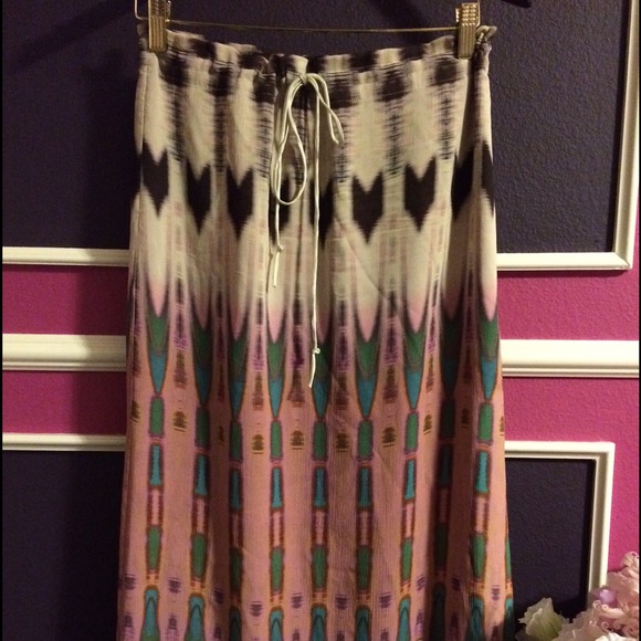 Sexy long side slit Nicole Miller skirt