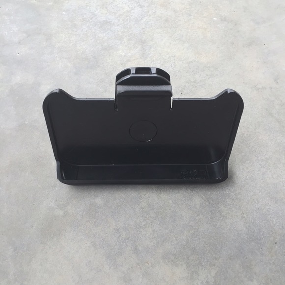 Free With Purchase- iPhone 4/4s Otterbox Holder