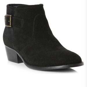 Prizzze Steve Madden black ankle boots