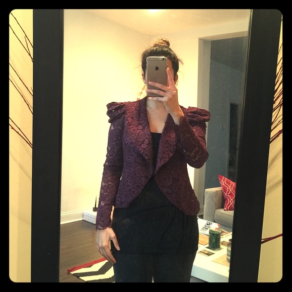 Unique dressy lace blazer !! ❤️