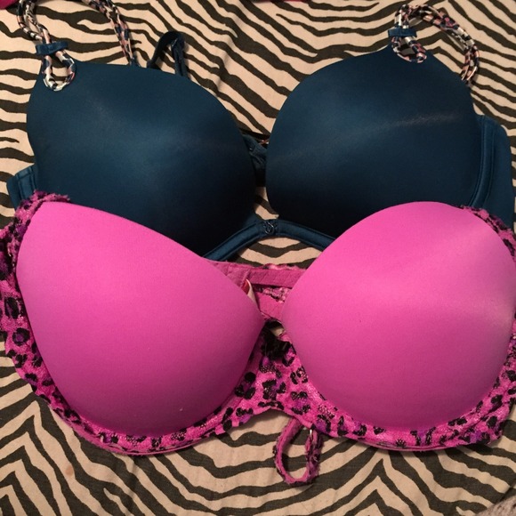 Victoria secret and PINK bra - Picture 1 of 3