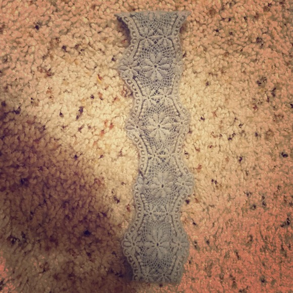 Pale blue headband - Picture 1 of 2