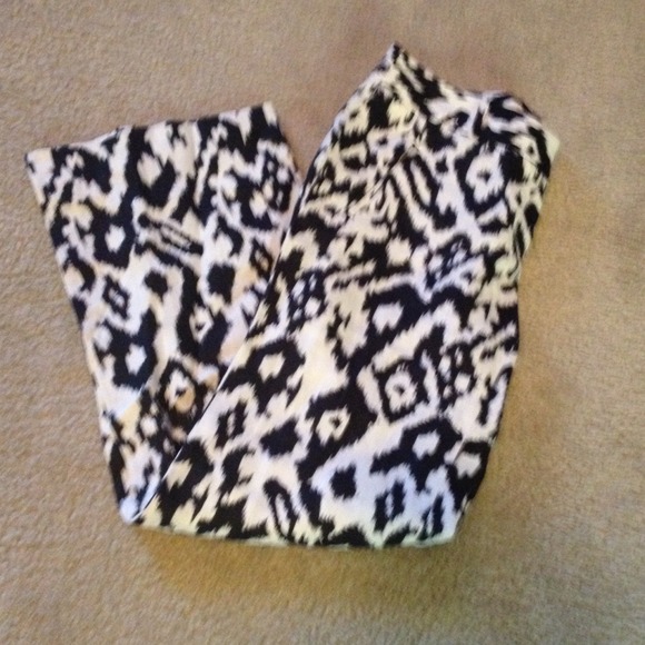 Ikat Print Linen Wide Leg Pants Petite
