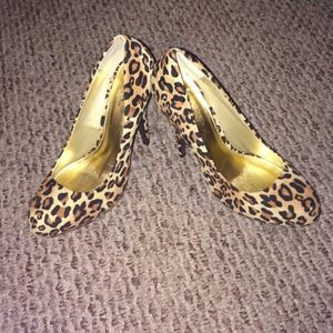 Camel Leopard Velvet heels