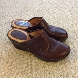 Born Clogs