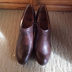 Sofft booties in brown