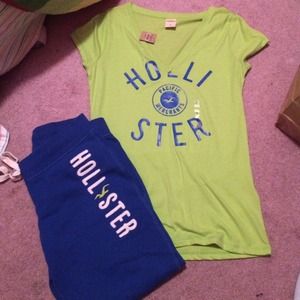 Hollister Bundle!! Sweats and Tshirt