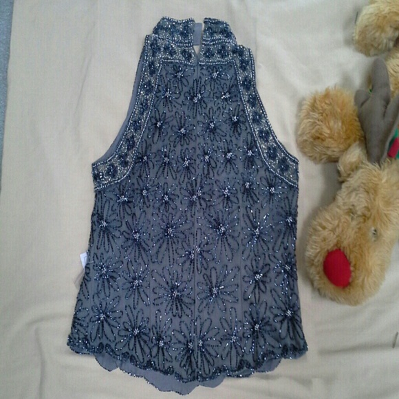 Fantastic nwt sequin top blue on gray fully lined - Picture 2 of 3