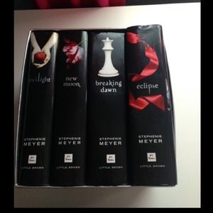 Twilight saga books