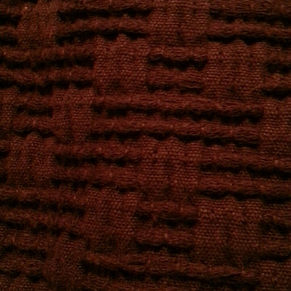 Sharp Skirt! - Picture 2 of 2