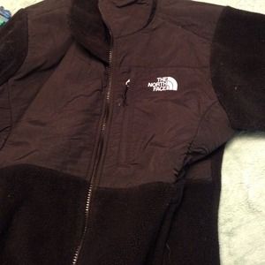 Black north face fleece