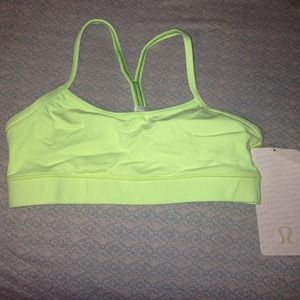 Lululemon Athletica flow Y bra