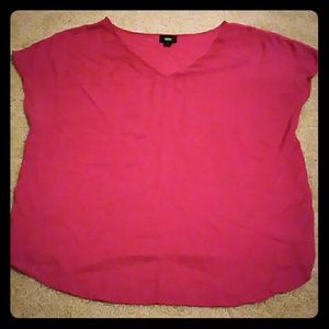 Fuchsia tee shirt