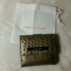 Ivanka Trump wallet