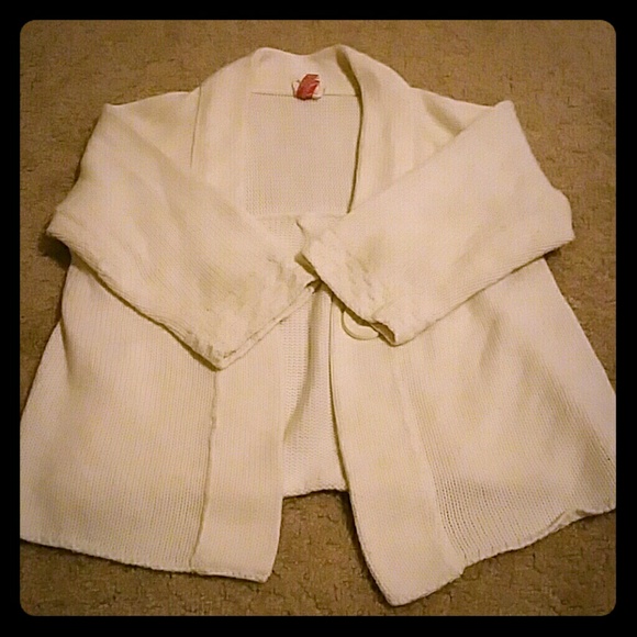 Cream cropped cardigan