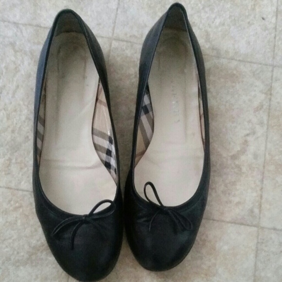 Vintage Burberry Flats