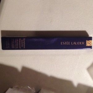 Estee Lauder Sumptuous Waterproof Mascara  Black