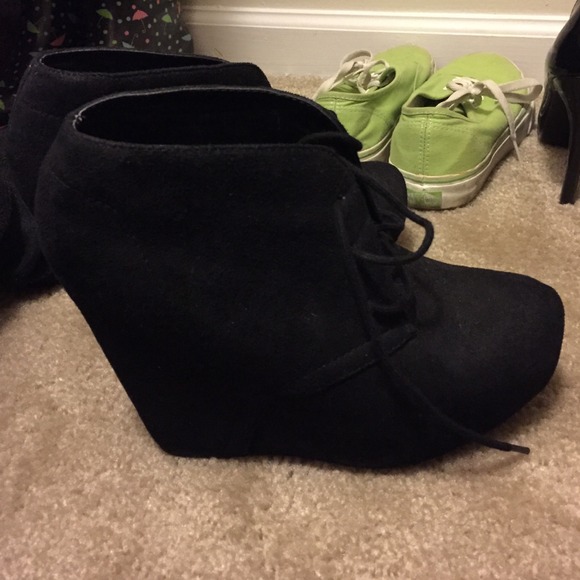 Black wedge booties