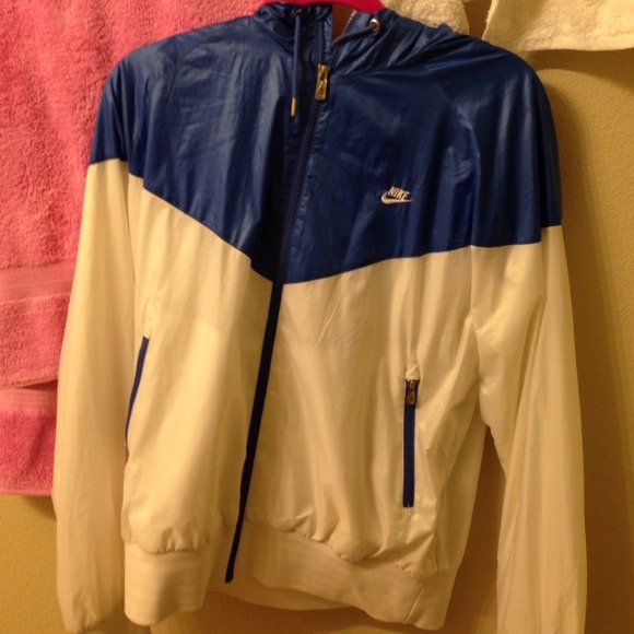 Nike windbreaker