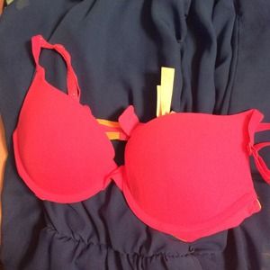 Bundle for @leighkubra