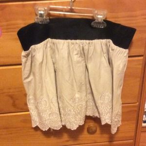 Forever 21 beige skirt with lace
