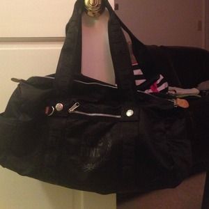 VS Pink duffle bag