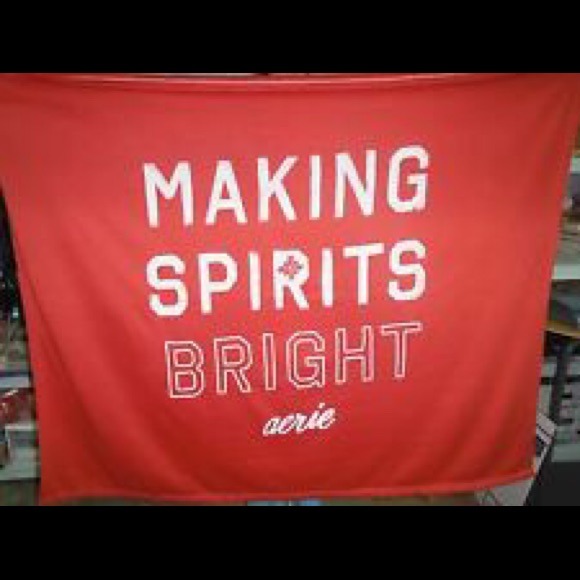 Aerie Holiday Fleece Blanket 2013