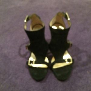 Black suede guess t-strap sandals