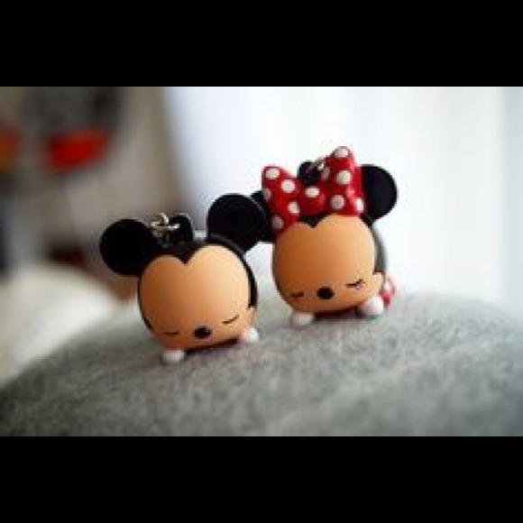Minnie & Mickey Keychain - Picture 1 of 1