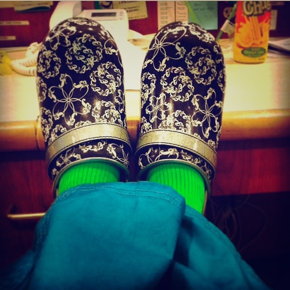 Black Sanitas Clogs