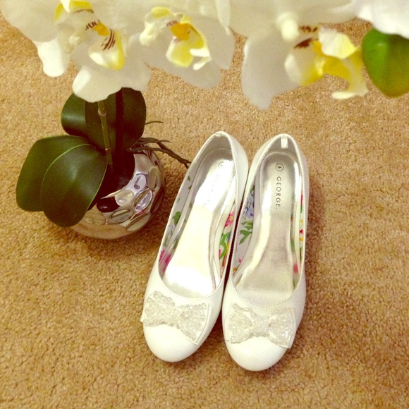 George Shoes - George size  7 pumps heel 2 inches